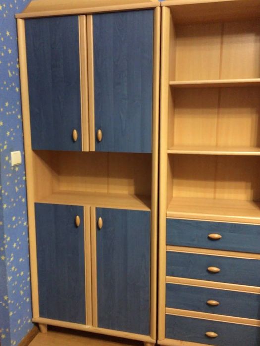 Комплект дитячих меблів