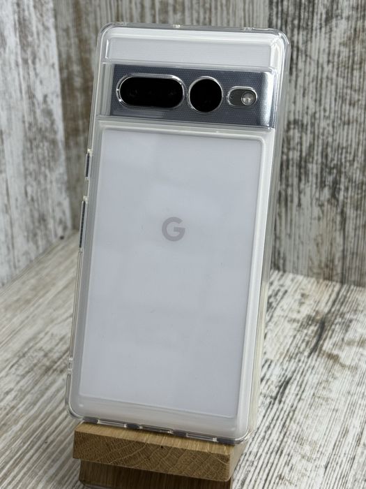 Чехол прозрачный на Google Pixel 7 Pro. Чохол