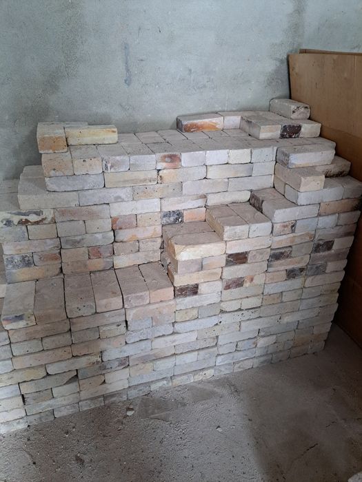 Цегла вогнетривка