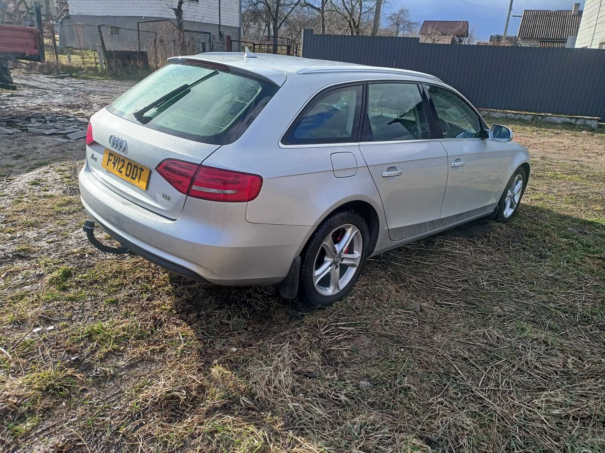 Розборка Audi A4 B8 2.0 TDI CJC АКПП NYM Колір LX7W Разборка Шрот