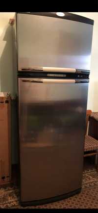 Холодильник Whirlpool ARC4030 IX б/в