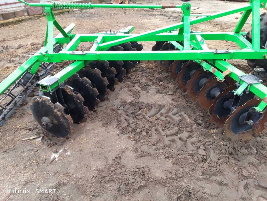 Навісна дискова борона