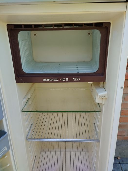 Продам холодильник ДОНБАС 10 Е