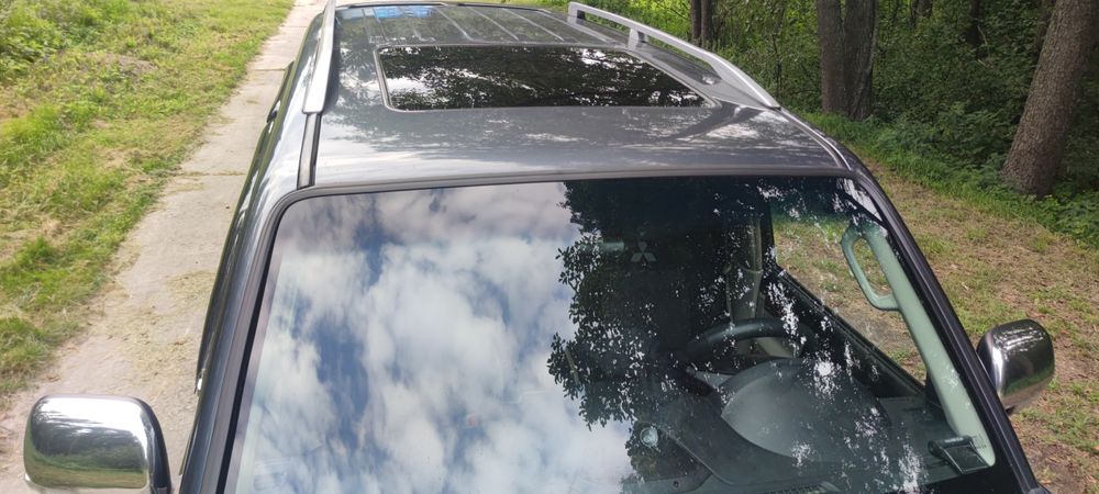 Mitsubishi pajero 4