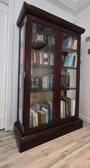 Mobiliario madeira massica