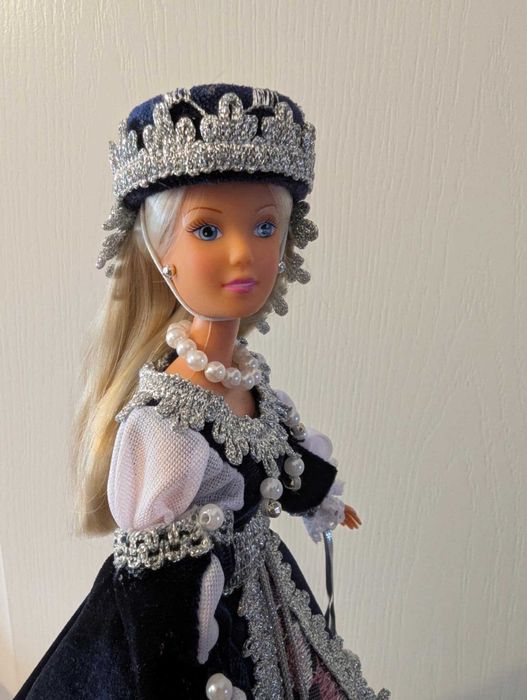 Lalka na prezent "La bella principessa" (piękna księżniczka)