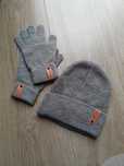 Szara czapka beanie I szare rękawiczki
