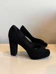 Salto alto preto