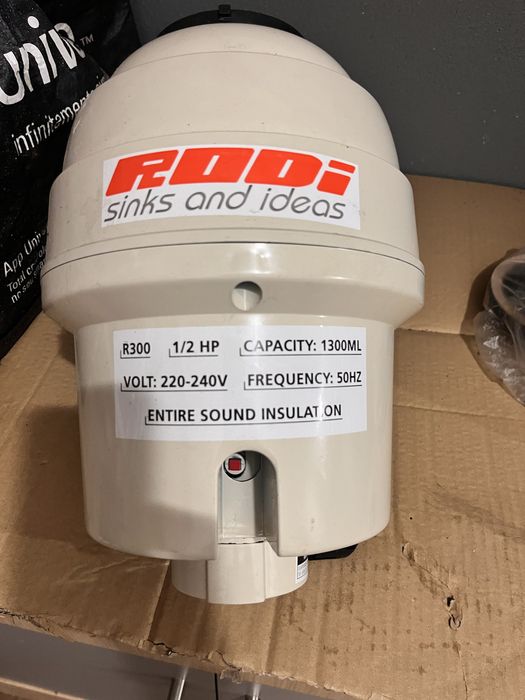 Triturador de banca cozinha Rodi