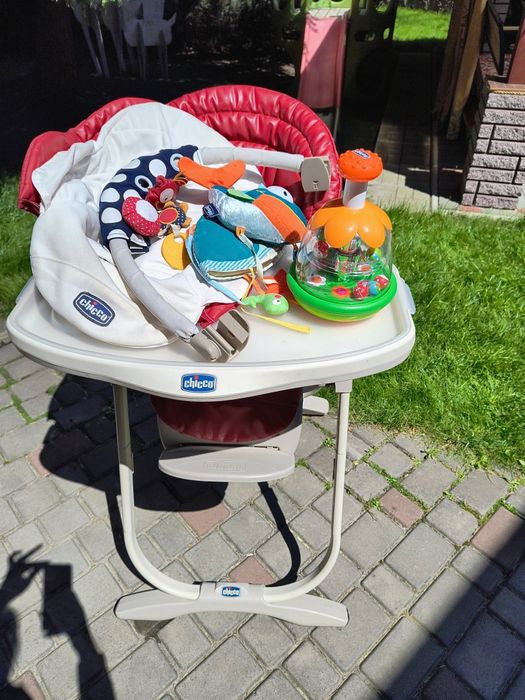 Дитячий столик для годування 3в1. Chicco Polly