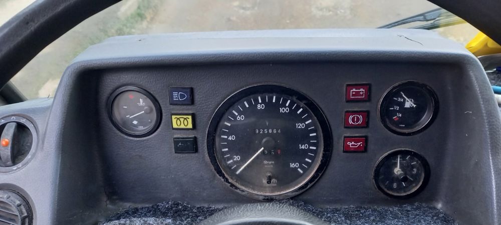 Mercedes Bens 310D