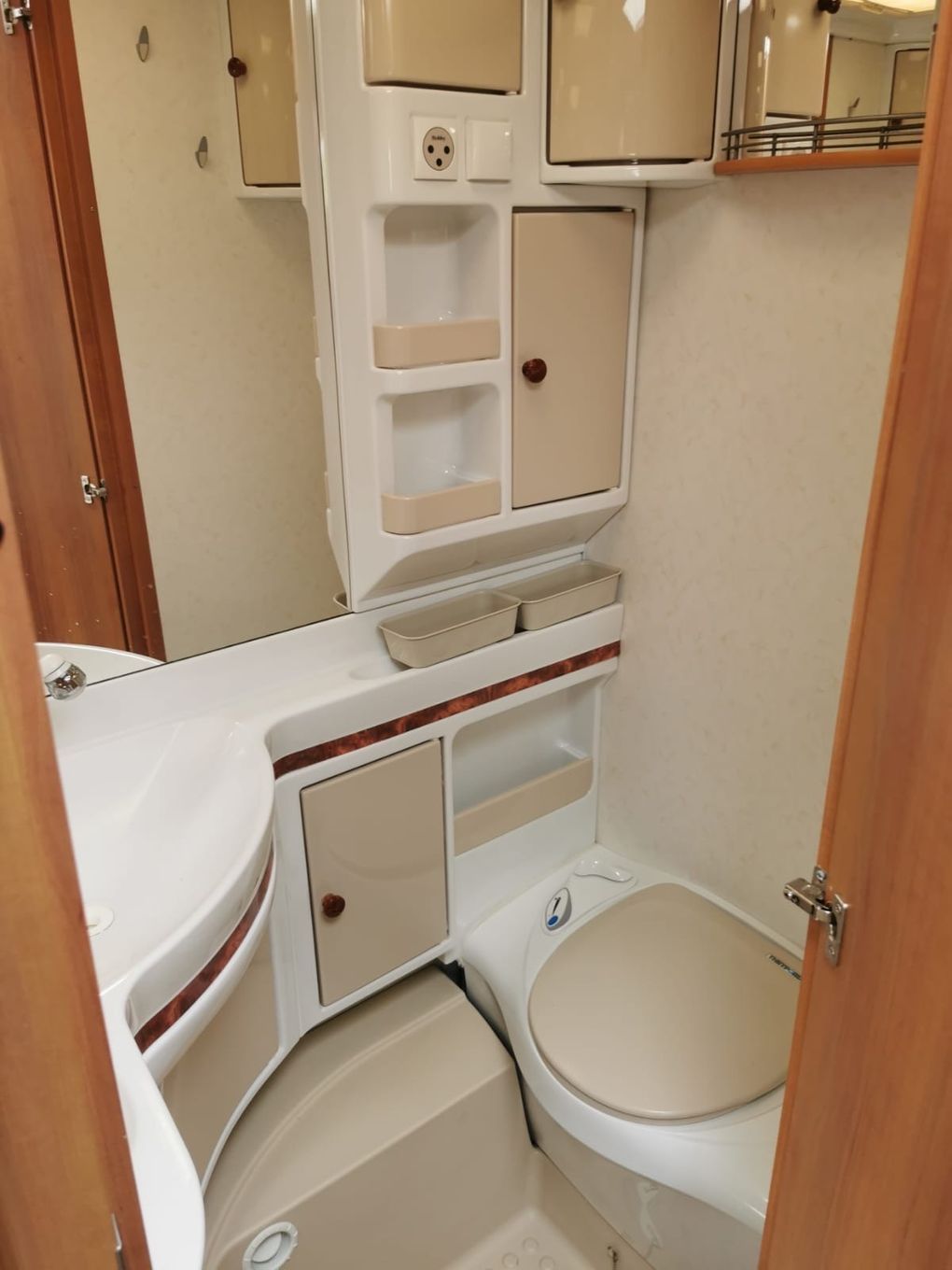 Hymer-Eriba Eriba NOVA 465 full opcja z klimą i moverem  Hobby 495 UL