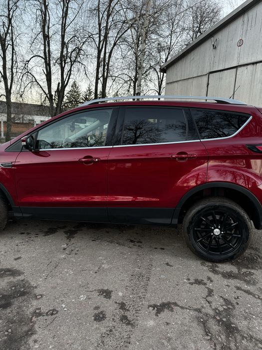 Ford escape titanium 2018 рік