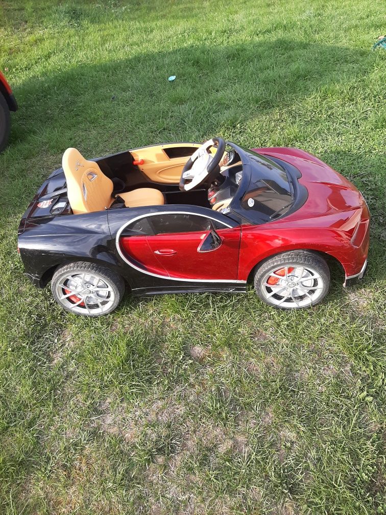 Samochód na akumulator bugatti