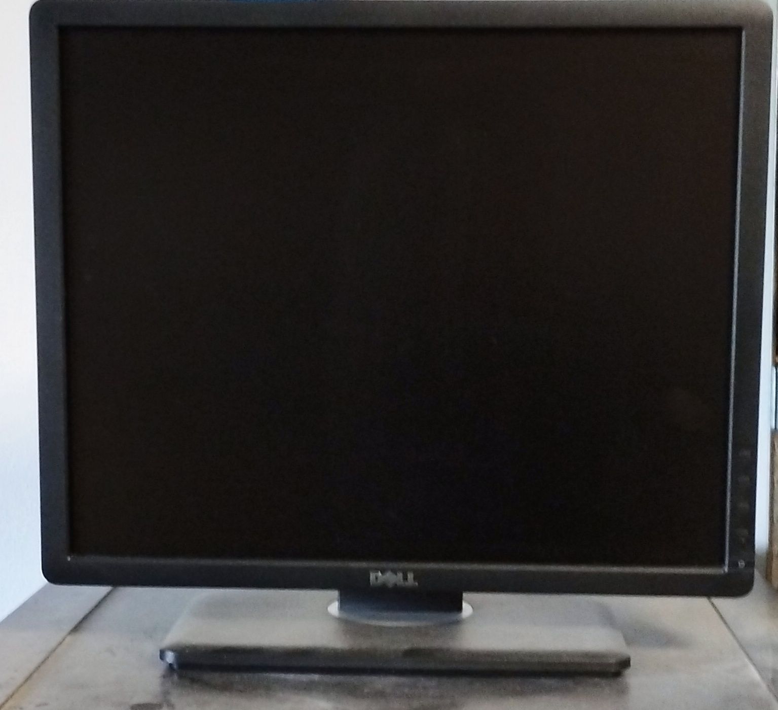 Monitor Dell P1913SB