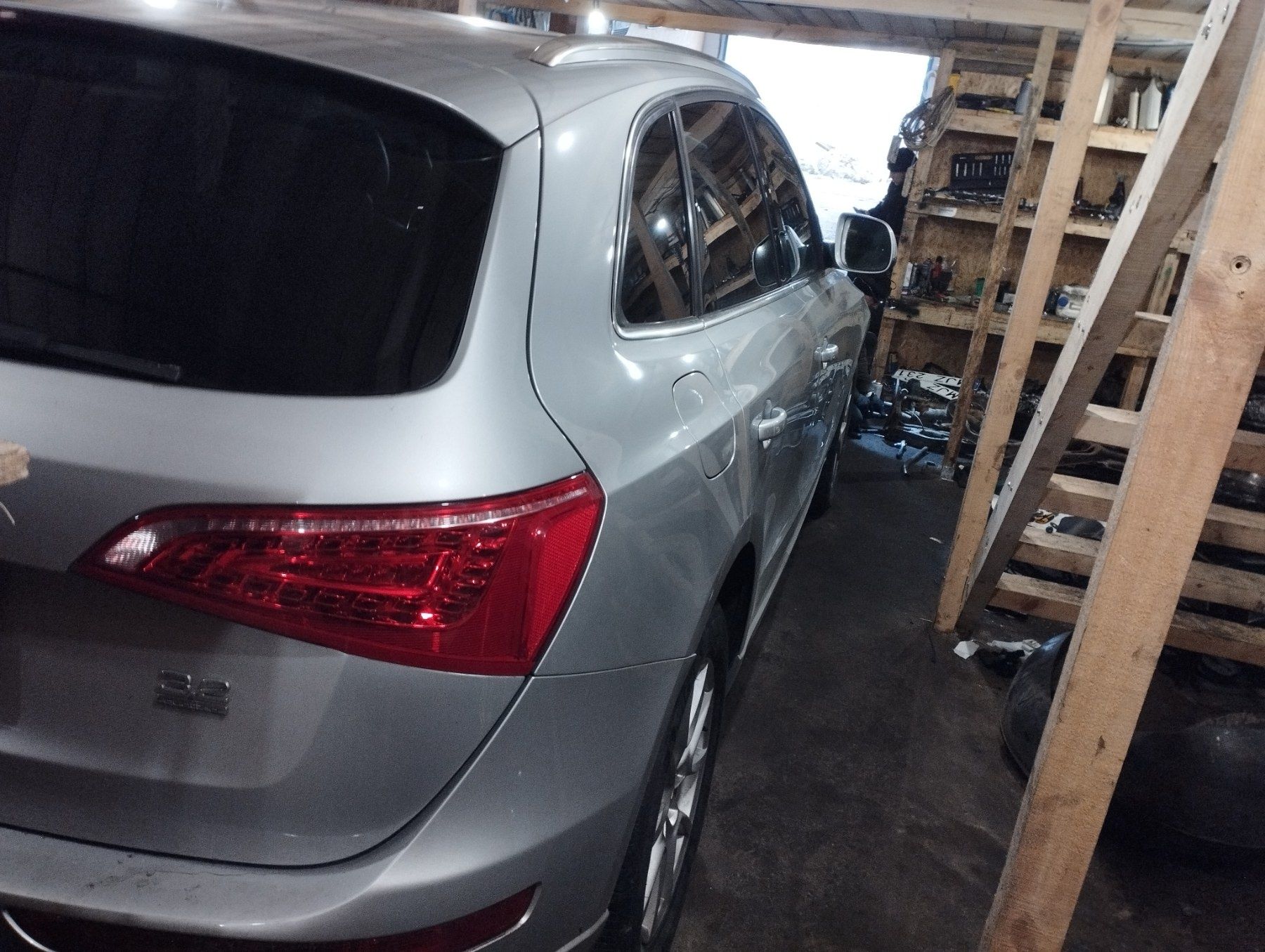 Разборка розборка Audi Q5 , шрот Q5 LX7W Ауді ку5