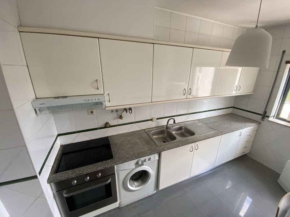 Aluga-se T1 Nogueiró