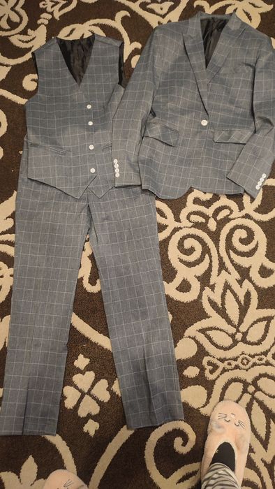 Костюм мужской стильный