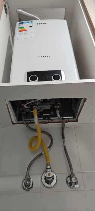 Esquentador novo na caixa a gas natural