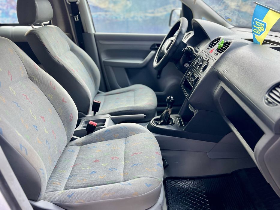 Продам Volkswagen Caddy
