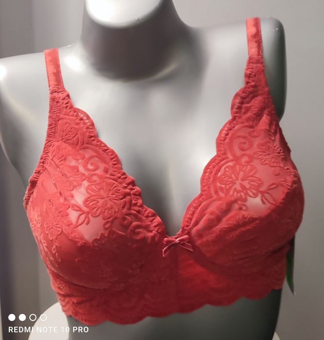 Biustonosz Triumph 85B.   0376