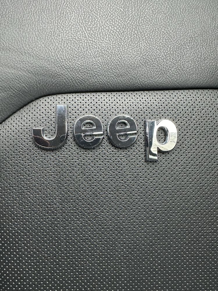 Емблема значок шилдик Jeep