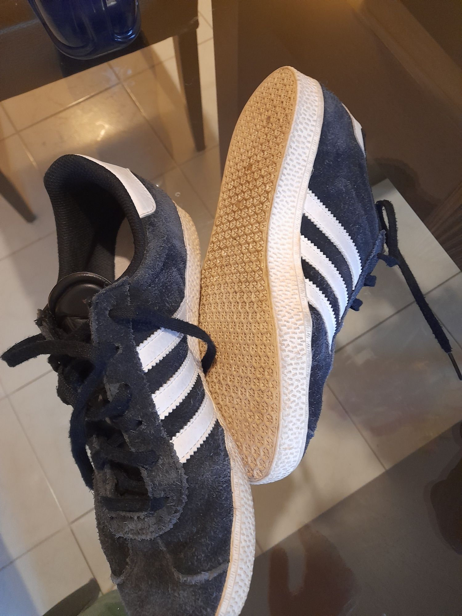 Sapatilhas adidas .