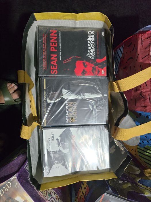 Cd novos em caixa