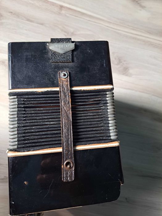 Akordeon Guzokowy La Tosca stan dobry.