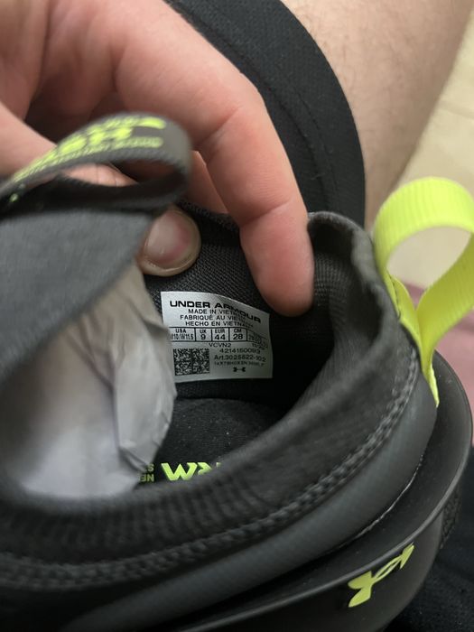 UNDER ARMOUR HOVR PHANTOM 3 чоловічі спортивні кросівки мужска обувь