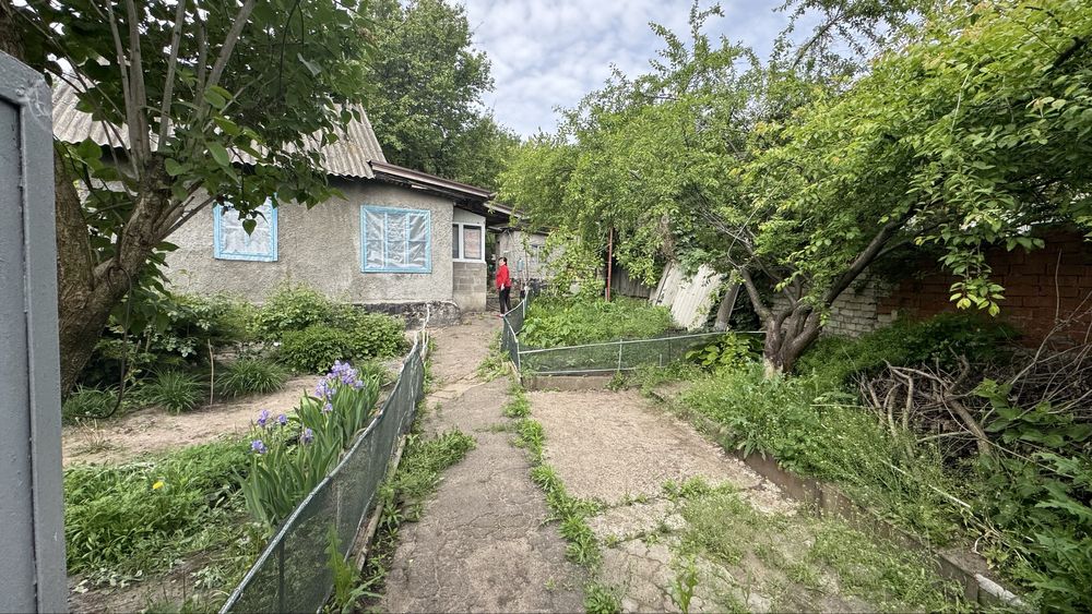 Продаж будинку в районі Гагаріна в Дніпрі.