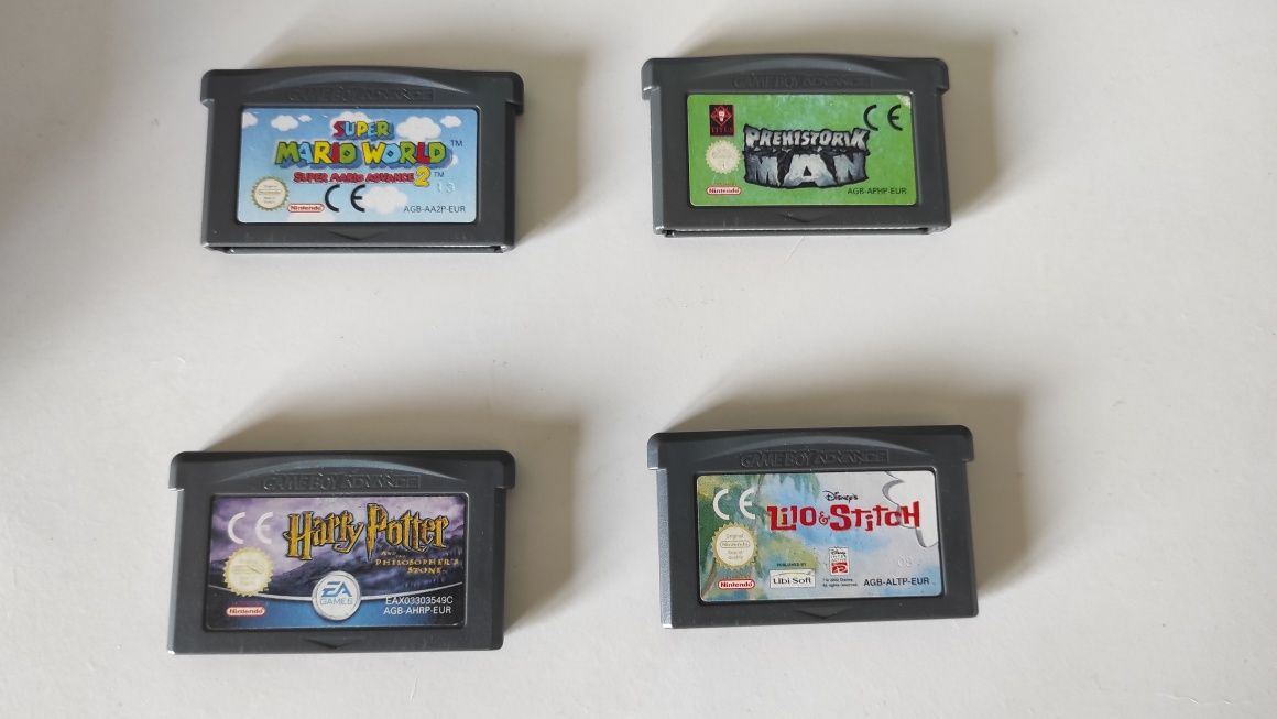 GameBoy Advance + Mochila original + 4 jogos