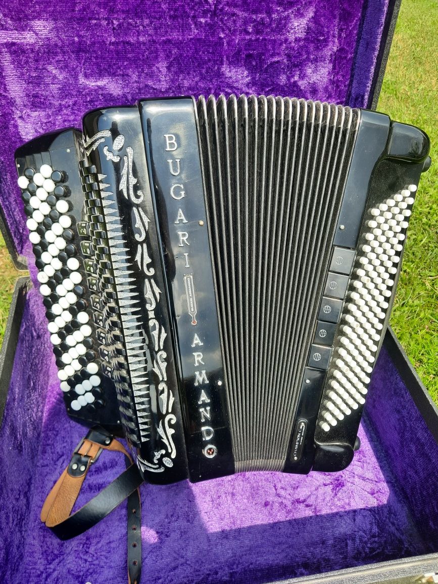 Akordeon Bugari Armando Champion C7