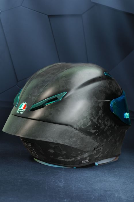 Мотошолом Agv  Shark Hjc shoei Scorpion Xlite  Ruroc Nolan rpha pista