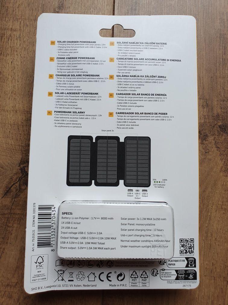 Powerbank z bateriami slonecznymi