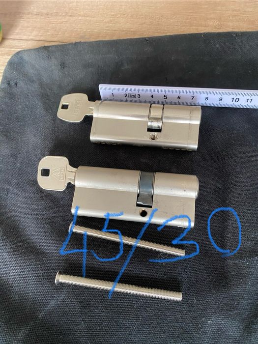 Komplet Wkladek do drzwi 45/30