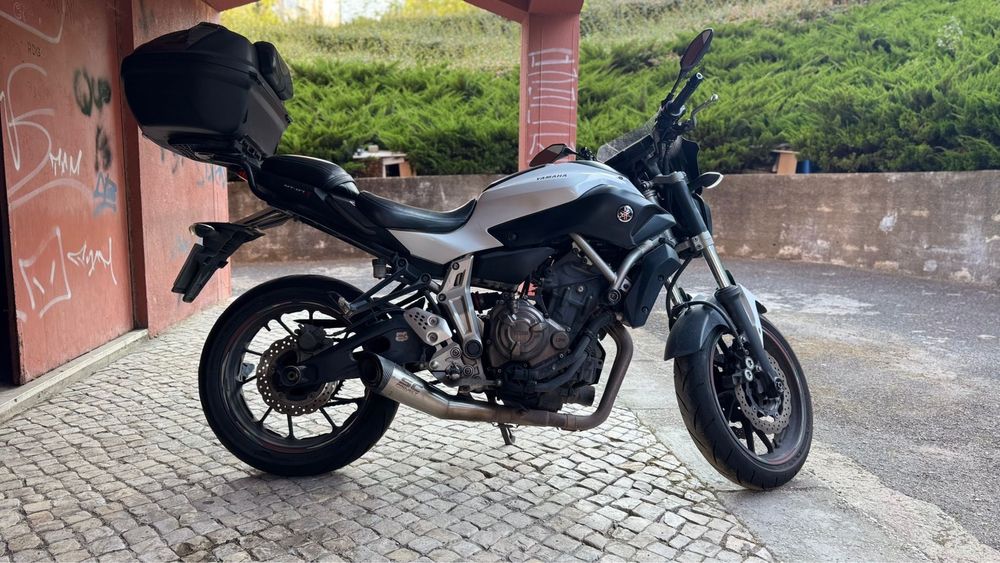 Mota Yamaha MT 07