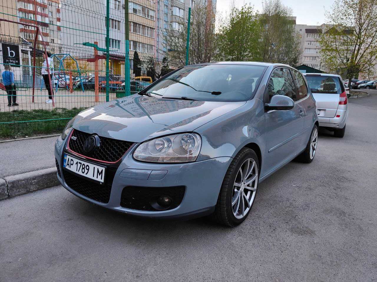 Volkswagen  Golf V 5 1.4 2006 Фольцваген Гольф