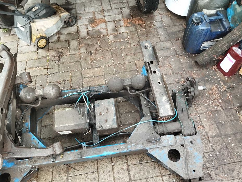 Гідравлічна задня підвіска Рено " Майстер 2 і 3"