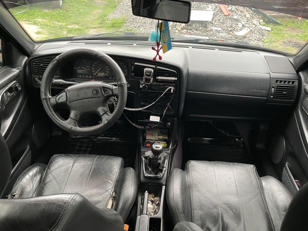 Wolkswagen passat b4 exclusive 2,8 vr6 обмін
