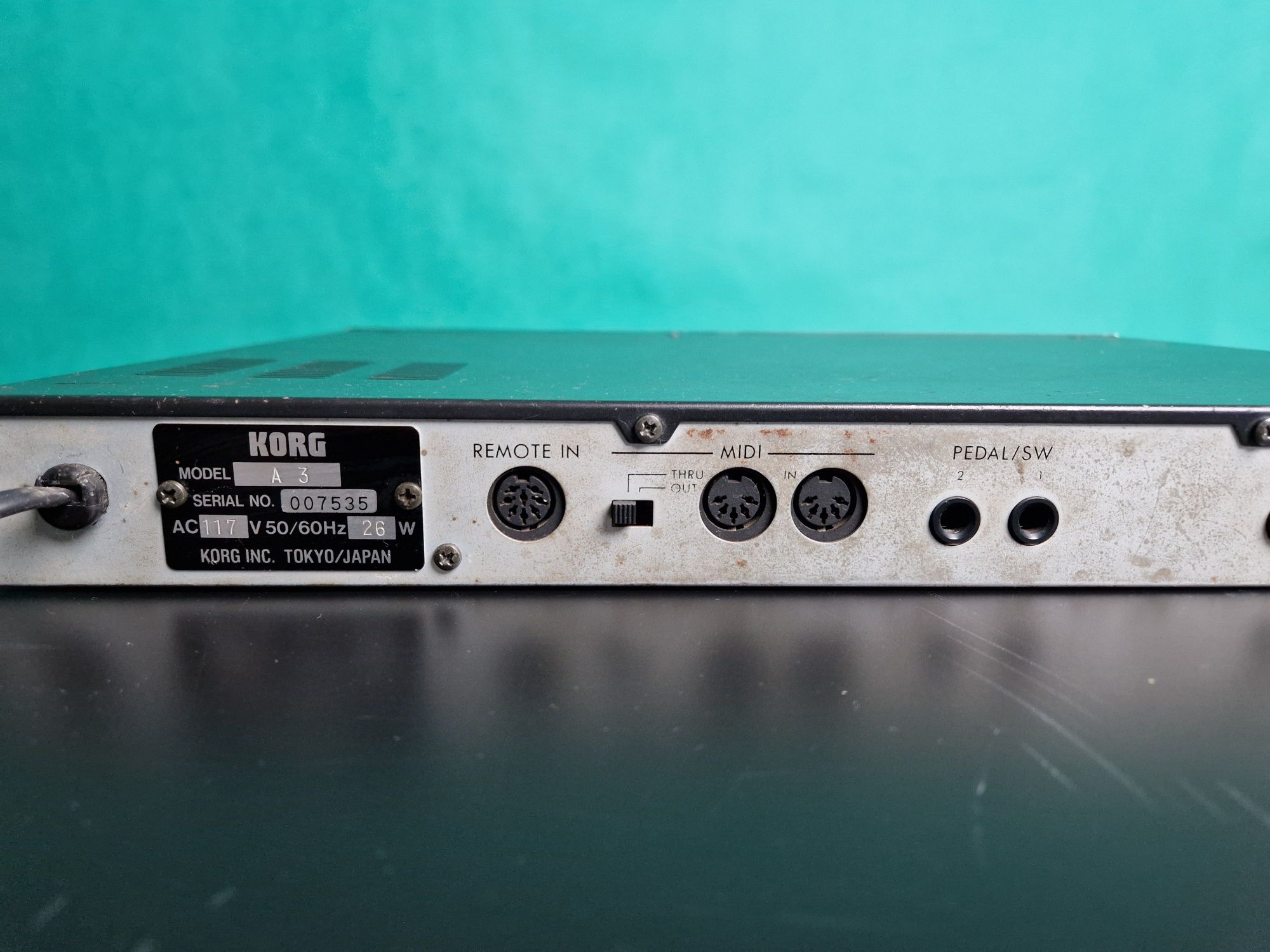KORG A3 Multiefekt gitarowy - U2 Achtung Baby