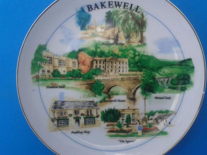 Piękny dekoracyjny talerz - BAKEWELL - Zaprojektowany w Wielkiej Bryta