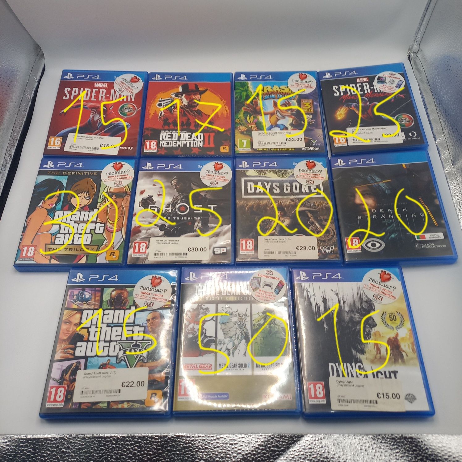 PS4 PRO 1TB em excelente estado