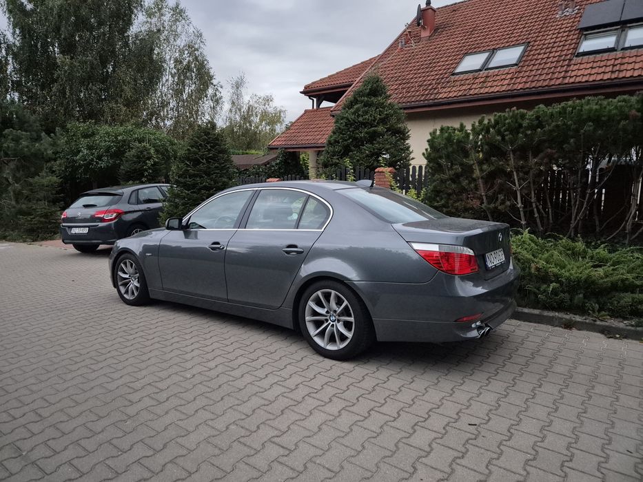 BMW E60 4.4V8 333KM 2004r
