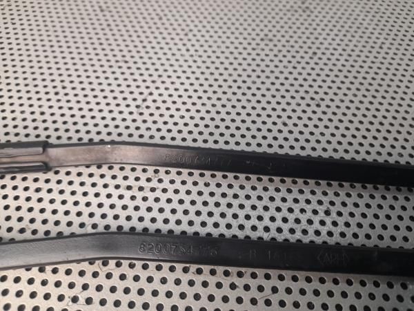 Haste / braço de escova limpa vidros frente direita RENAULT Master III