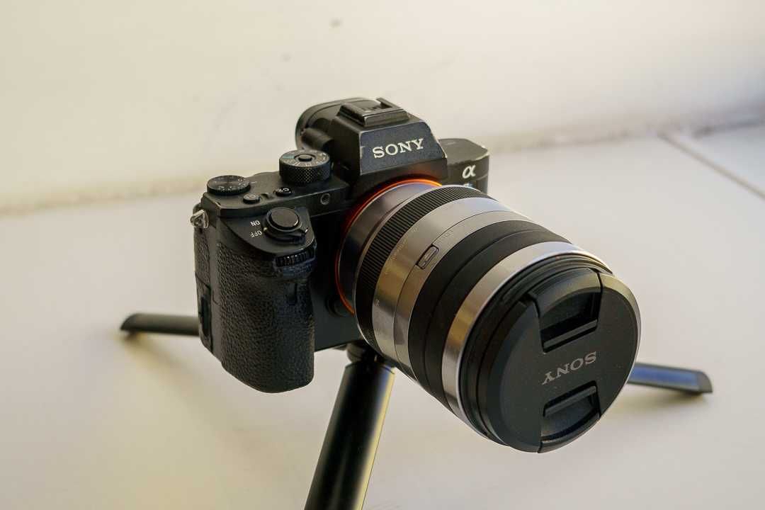 Sony Alpha A7S II body - цифрова бездзеркальна фотокамера