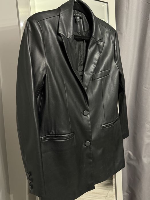 Піджак шкіряний чорного кольору