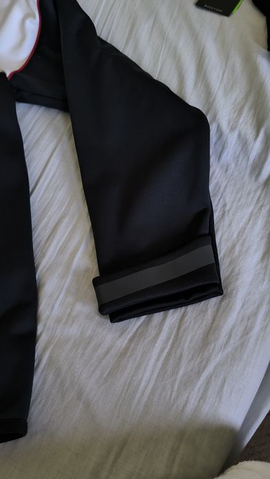 Продам кофту HUGO BOSS, розмір  М
