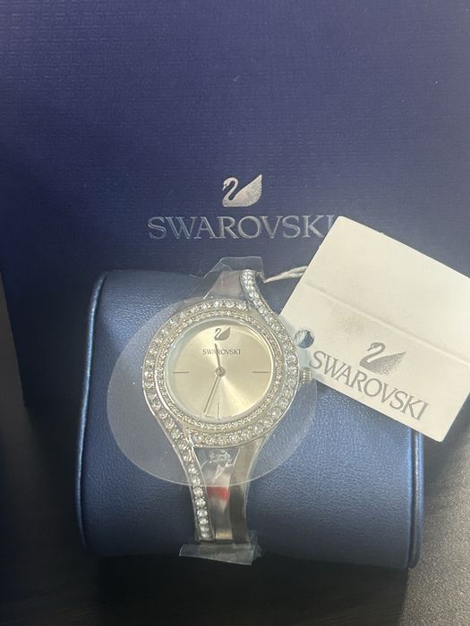 Relogio swarovski novo