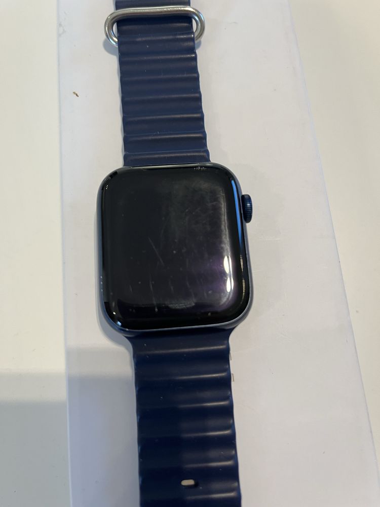 Apple Watch 6, 44 mm